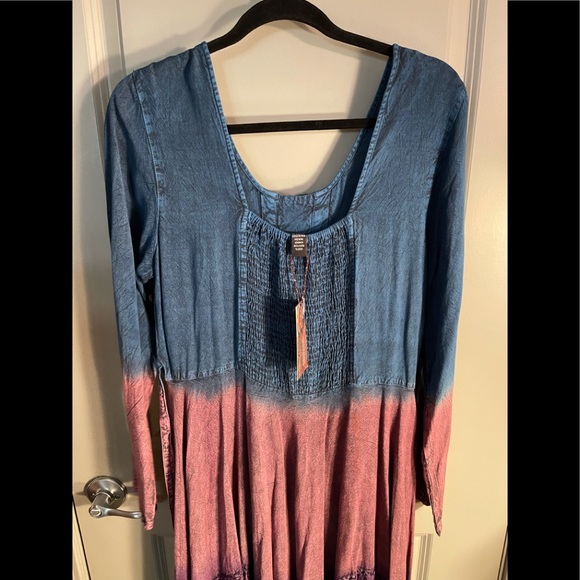 NWT.  Sacred Threads L/XL Dress.   BL/RD1 - Picture 10 of 13
